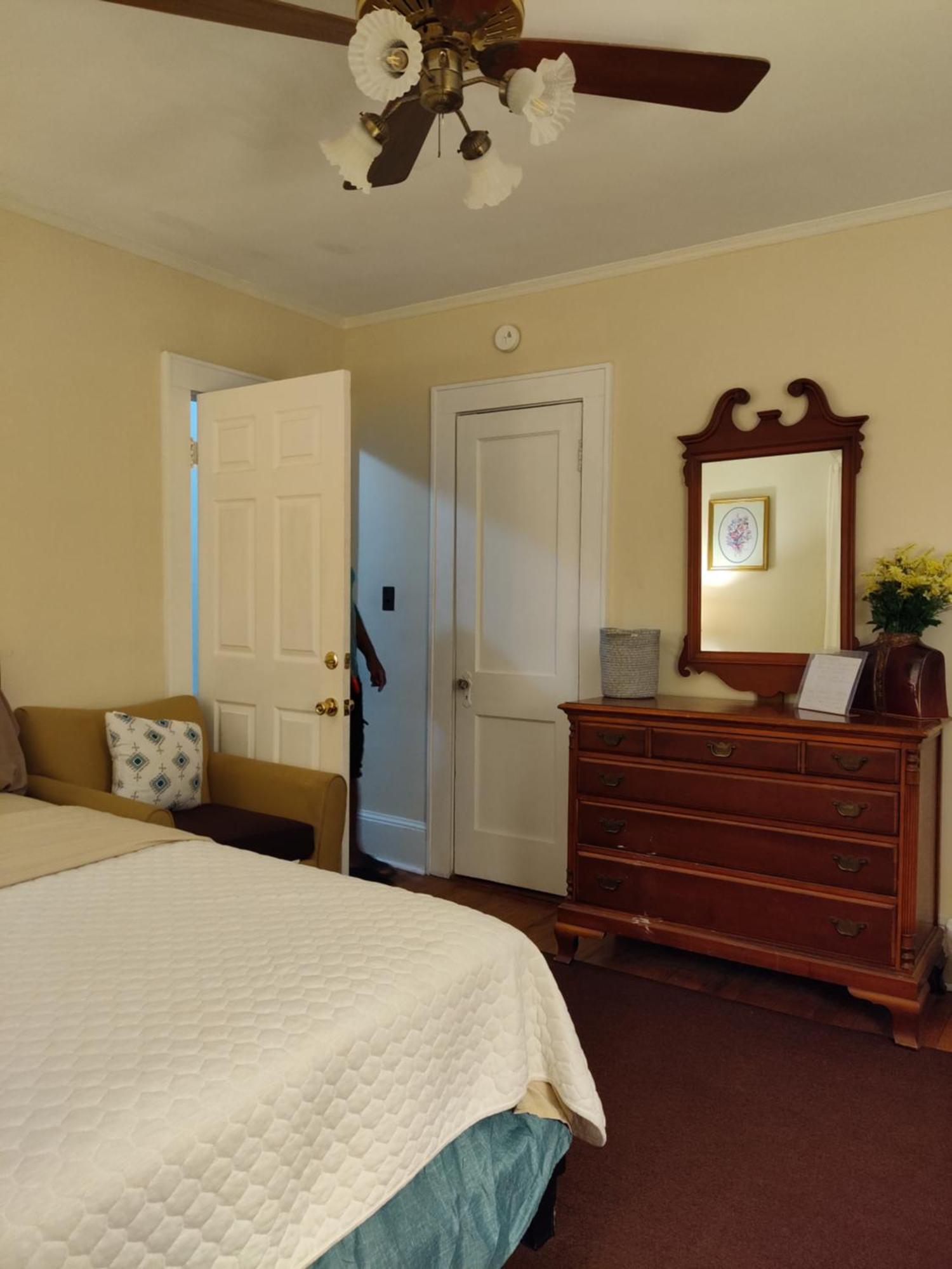 Отель Brick House Retreat Hamlet Экстерьер фото
