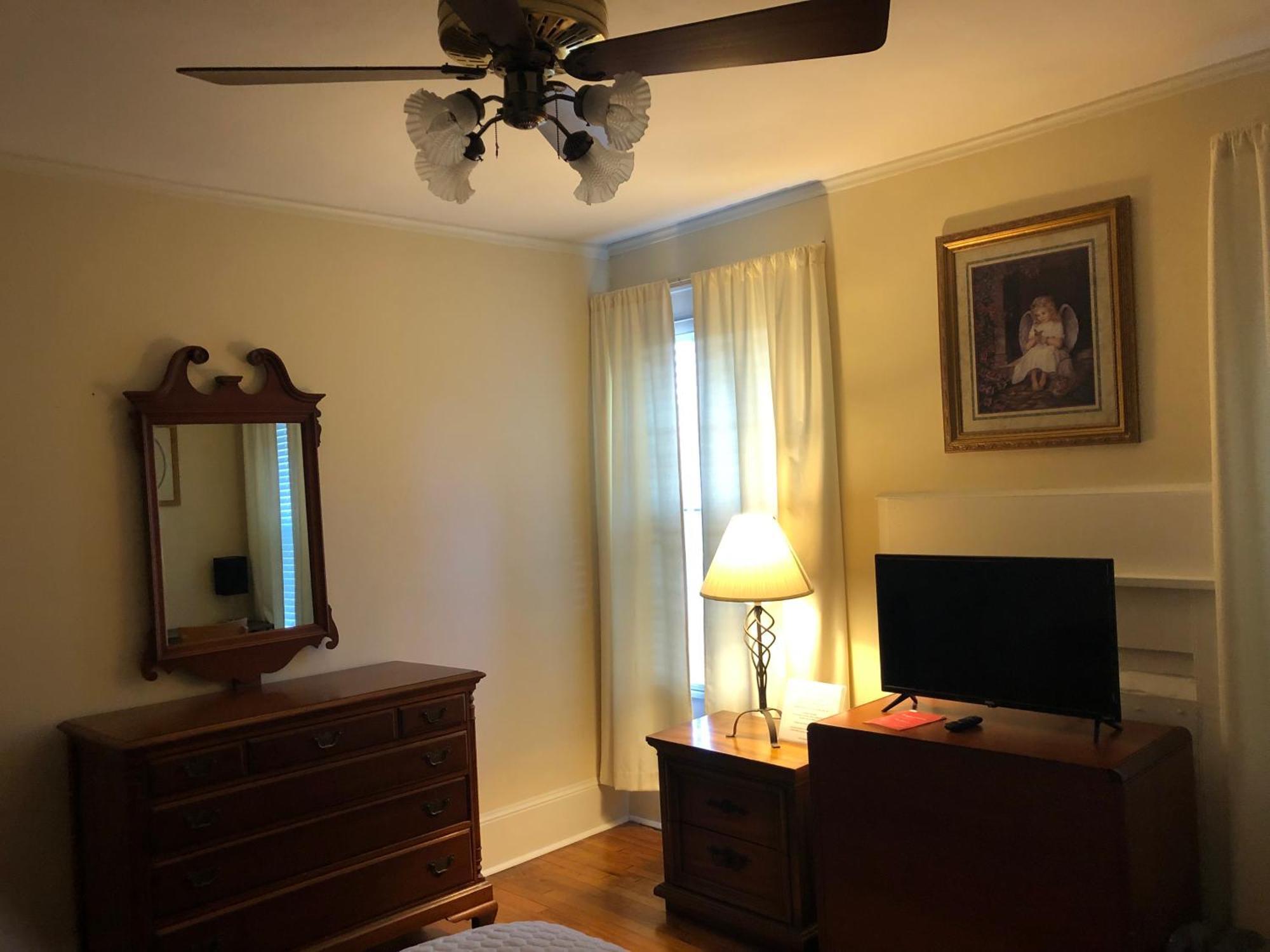 Отель Brick House Retreat Hamlet Экстерьер фото
